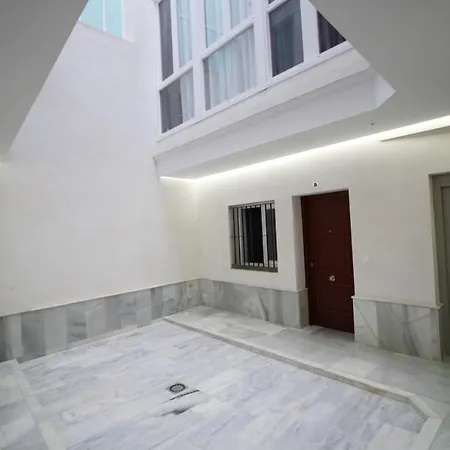 Atico De La Luz Apartment *